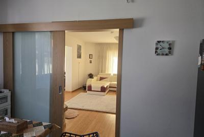 Casă cu 4 camere în Tractorul - 4