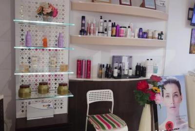 Spațiu comercial, de 290 mp, în Micro 3 - 9