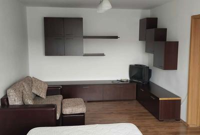 Apartament cu 2 camere decomandat în Tei - 3