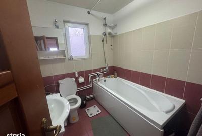 Casă cu 5 camere cu Teren 1000 Mp în Copou - 4
