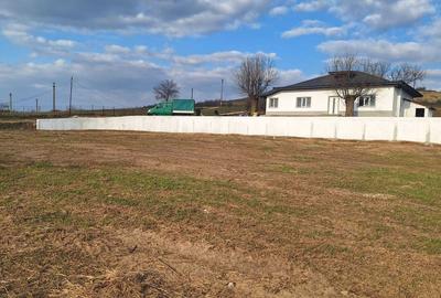 Casă cu 4 camere în Industrială - 2