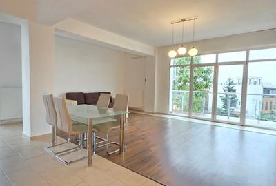 Apartament cu 2 camere semidecomandat, mobilat în Iancu Nicolae