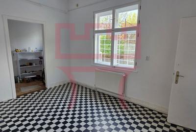 Apartament cu 5 camere semidecomandat în Ultracentral - 21