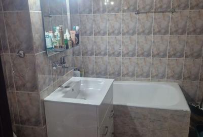 Apartament cu 3 camere decomandat în Valea Muscelului - 1