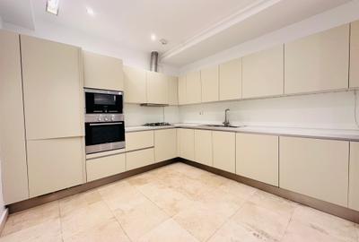 4 Camere || Decomandat || 4 Bai || 3 Terase - 5