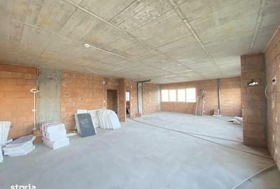 Apartament cu 4 camere semidecomandat în Central - 8