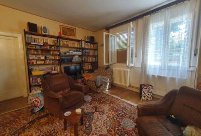 Vila cu trei apartamente,zona Olimpia - 6