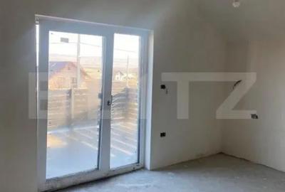 Casă cu 5 camere cu Teren 500 Mp în Central - 9