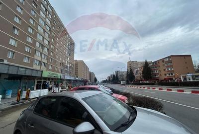 Apartament cu 3 camere decomandat, mobilat în Central - 12