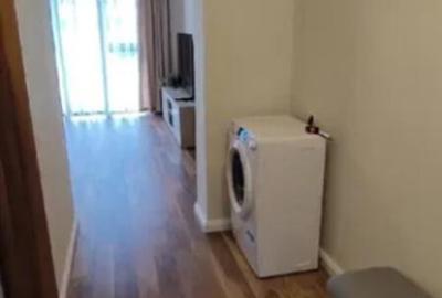 Apartament 2 camere, decomandat - zona Tractorul - 2