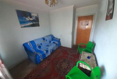 Apartament cu 4 camere decomandat în Trivale - 8