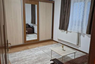 Garsonieră decomandată în Central - 2