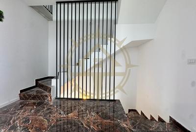 Casă cu 4 camere cu Canalizare în Balotești