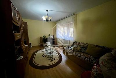 Apartament 2 camere, etaj 2,centrala proprie,boxa,zona Aradului Apartament 2 camere, etaj 2,centrala proprie,boxa,zona Aradului - 3