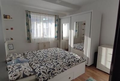Apartament cu 2 camere semidecomandat în Periferie