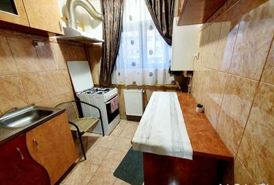 Inchiriere garsoniera, situata in Targu Jiu, Str.Garofitei - 2