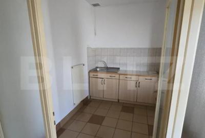 Spațiu comercial, de 223 mp, în Central - 6