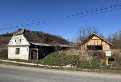 Casă cu 4 camere în Central - 1