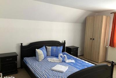 Casă cu 8 camere cu Teren 377 Mp în Central