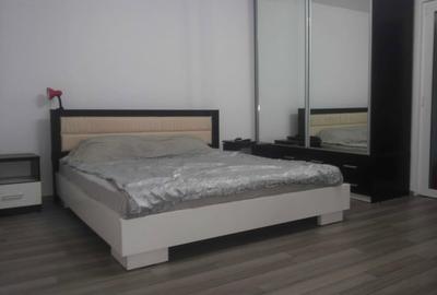 Garsonieră decomandată în Traian - 5