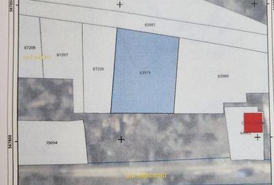 Teren de 1055 mp, în Central - 3