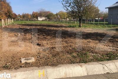 Teren de 1536 mp, în Central