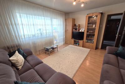 Apartament cu 3 camere decomandat, mobilat în Aurel Vlaicu - 2
