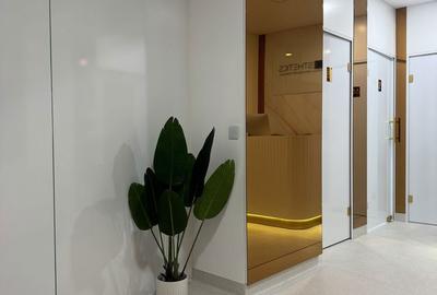 Spațiu comercial, de 71 mp, în Central - 7