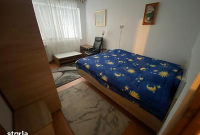 Apartament cu 2 camere decomandat în Micro 6