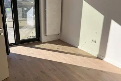 Apartament cu 3 camere decomandat în Parc Zăvoi - 12