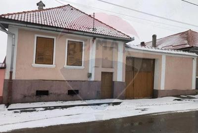 Casa langa Viscri de vanzare/schimb cu ap 2 cam Brasov Casa langa Viscri de vanzare/schimb cu ap 2 cam Brasov - 1