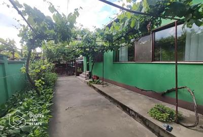 Casa din caramida in centrul Lipovei, 880 teren - 2