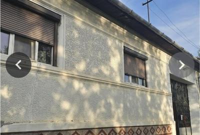 Casa de locuit 10 camere + 2479 mp teren, Loc. Izbuc, jud. Bihor - 1