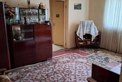 Apartament cu 3 camere decomandat în Central - 2