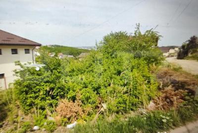 Teren de 421 mp, în Hlincea