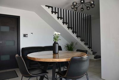 Apartament cu 3 camere decomandat în George Enescu - 2