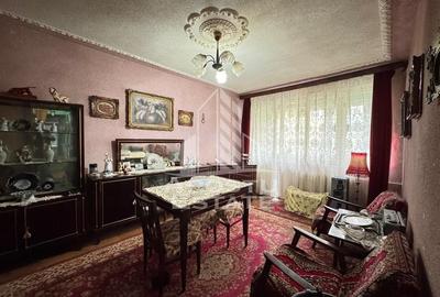 Apartament cu 3 camere, decomandat, zona Dacia - 1