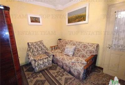 Casă cu 5 camere cu Garaj în Central - 16