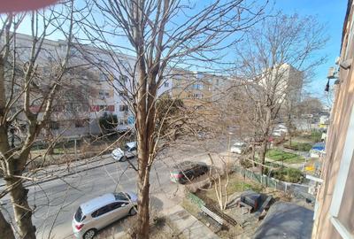 Apartament cu 3 camere semidecomandat în Tomis Nord - 3