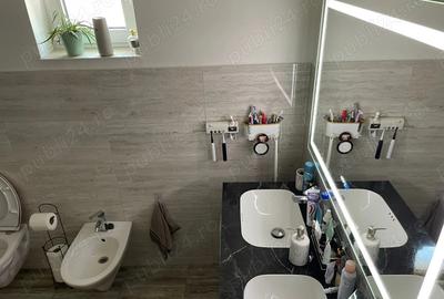 Casa de vanzare+spatiu comercial - 6