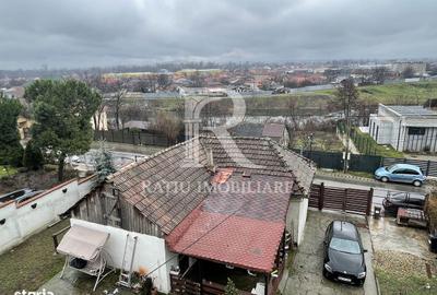 Casă cu 6 camere cu Teren 1259 Mp în Podgoria - 2