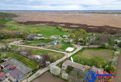 Teren de 500 mp, în Mineri