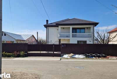 Casă cu 7 camere cu Teren 960 Mp în Câmpineanca - 2