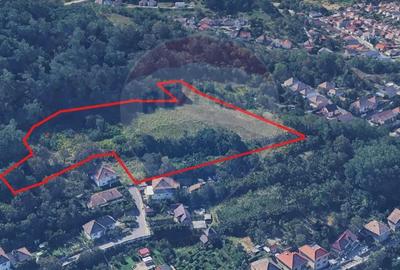 Teren de 15320 mp, în Central - 5