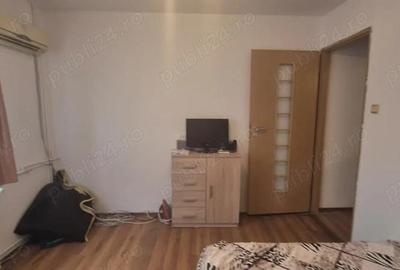 Apartament 2 camere transformat in 3 camere, zona Biserica Noua, decomandat, etaj 3 - 13