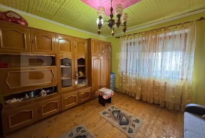 Casă cu 4 camere cu Teren 2000 Mp în Central - 11