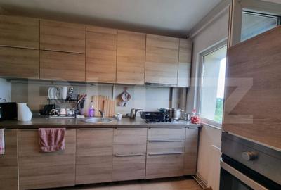 Unic pe piata! 2 camere decomandate, etaj intermediar, Plaja