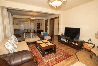 Vila exclusivista, de vanzare, cu 8 camere, 400 mp, zona Peri? - 2