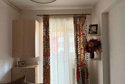 Apartament cu 3 camere decomandat în Central - 7