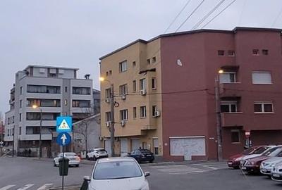 Uranus , Spatiu Pasiv 3 cam in vila P+2 - 15